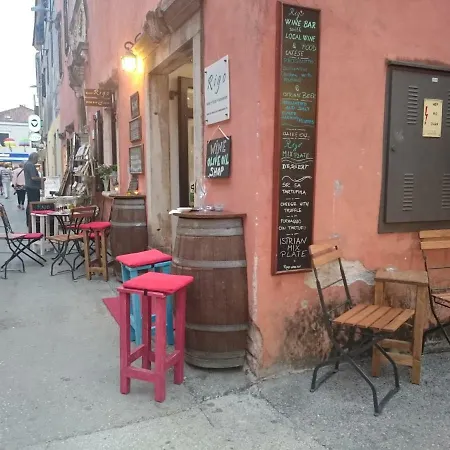 Emma Novigrad Istria